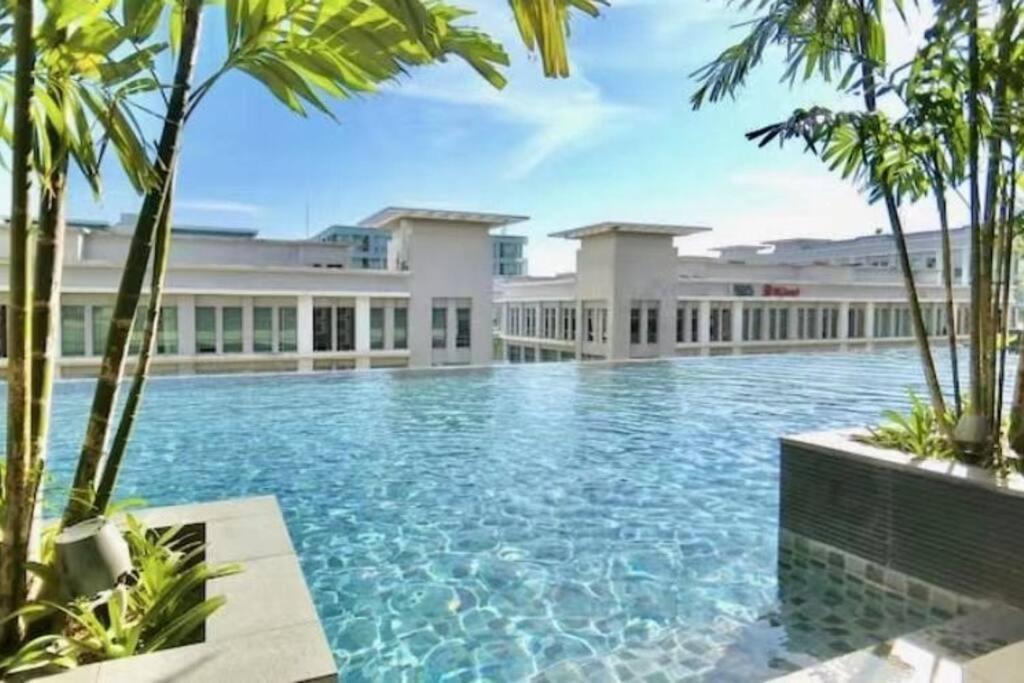 Sunset Loft B Imago Side Seaview Garden View 3 Bedrooms 1550 Sqft Kota Kinabalu